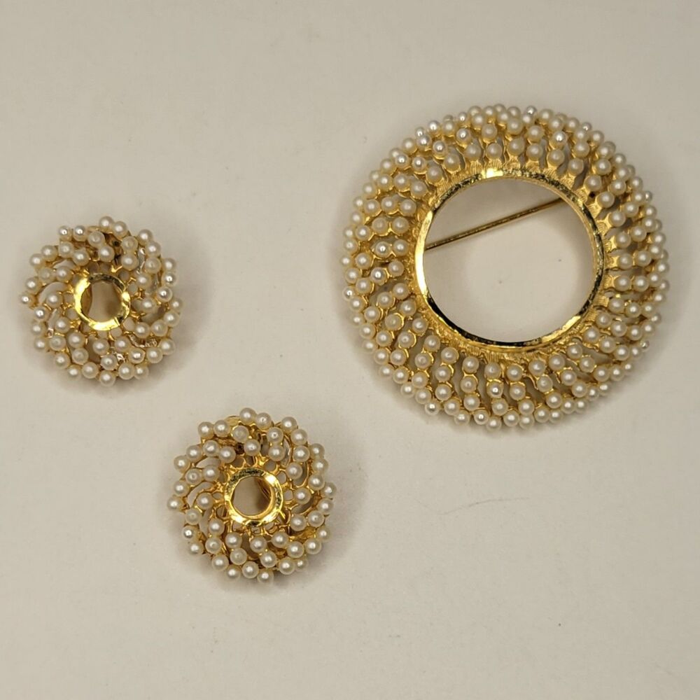 ▪︎Vtg BSK Jewelry Set